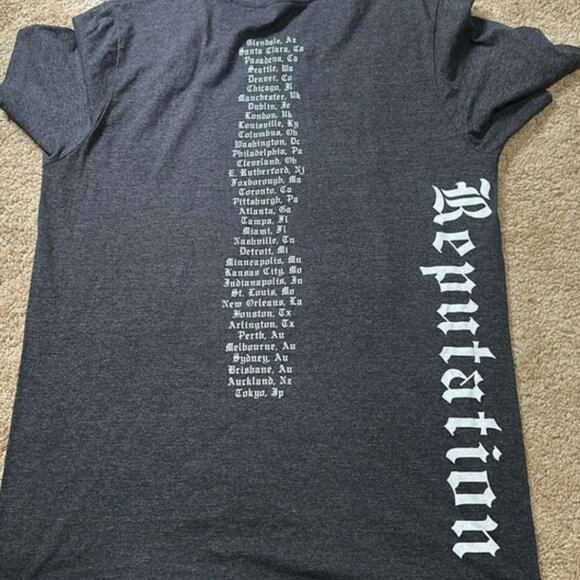 TAYLOR SWIFT REPUTATION concert Tee - Picture 3 of 5